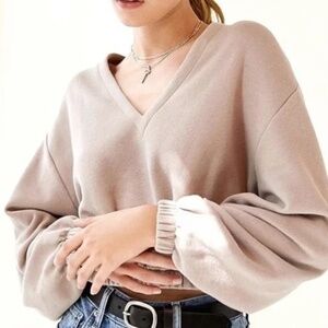 Urban Outfitters Out From Under Gray Vivian V-Neck Cropped Sweatshirt Size M